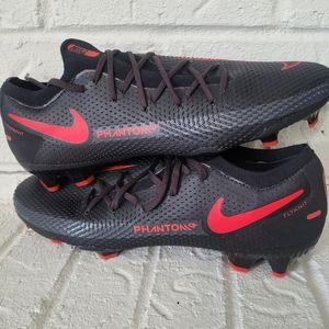 Nike phantom Soccer Cleats